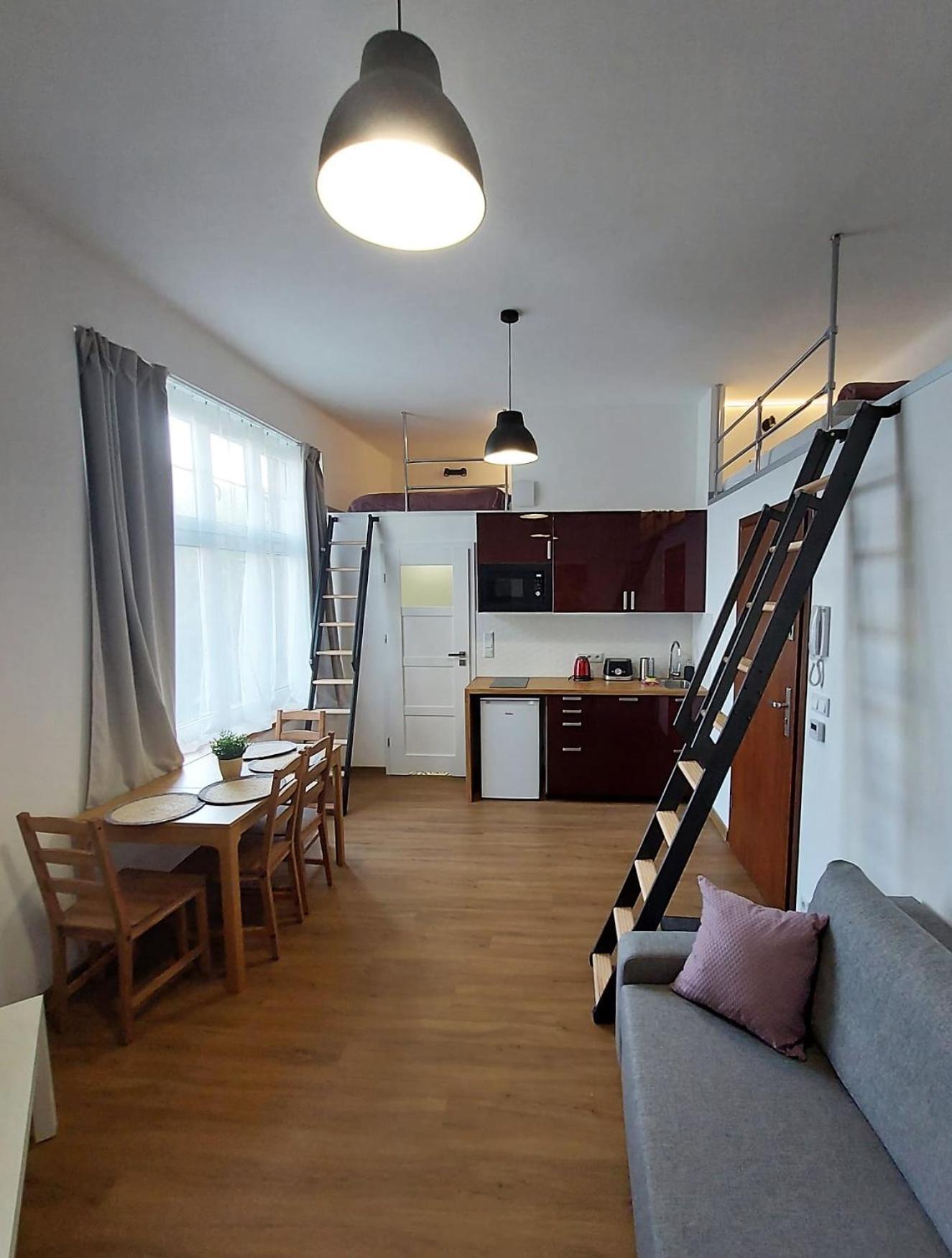 Apartament Old Town Stage One *